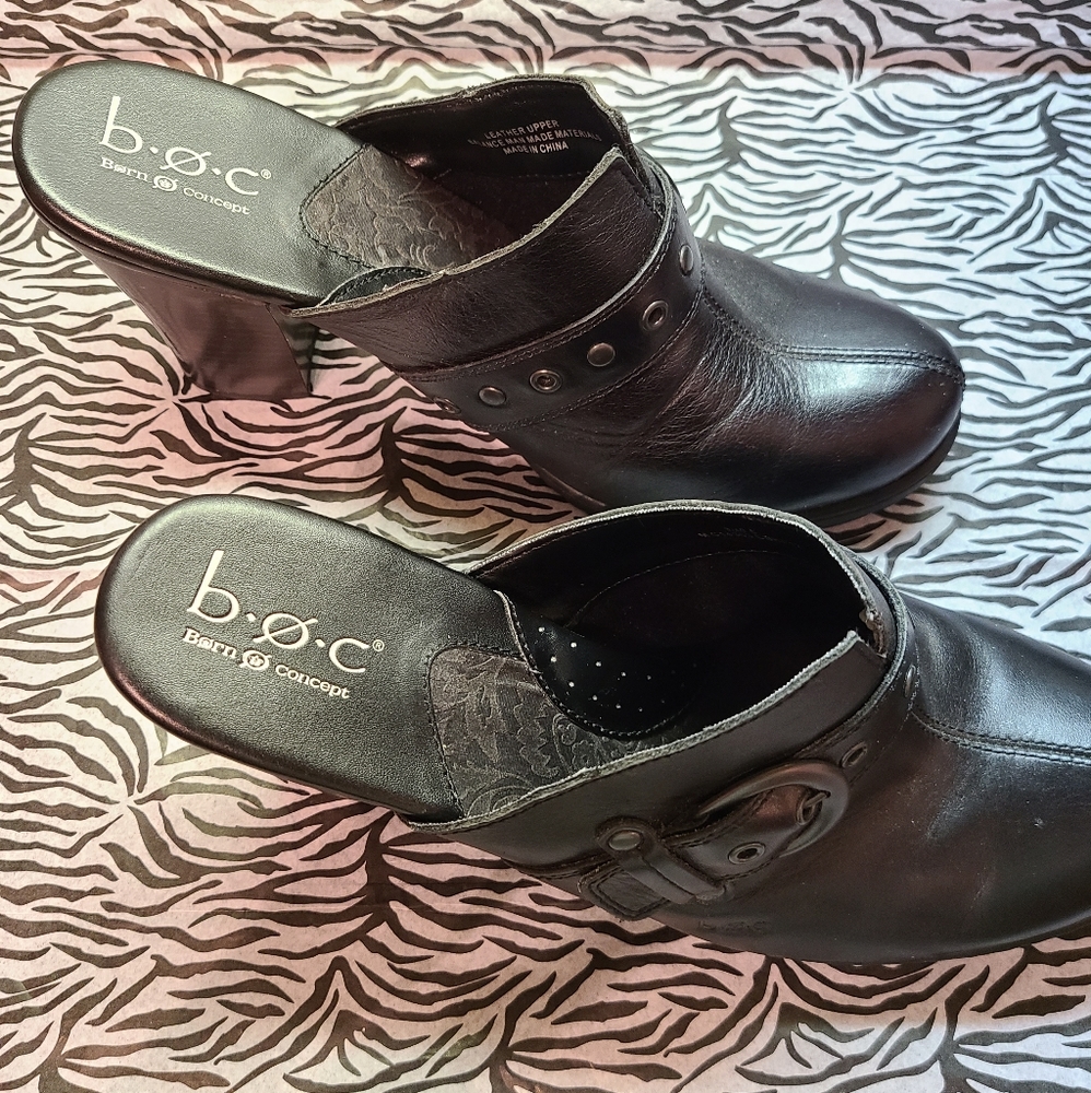 Womens Shoe